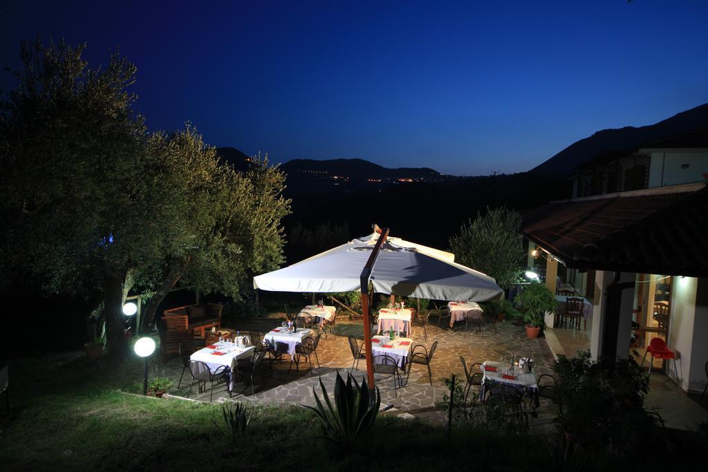 Tenuta Terre Di Bosco Oasi Di Relax Nel Cilento San Giovanni a Piro Zewnętrze zdjęcie